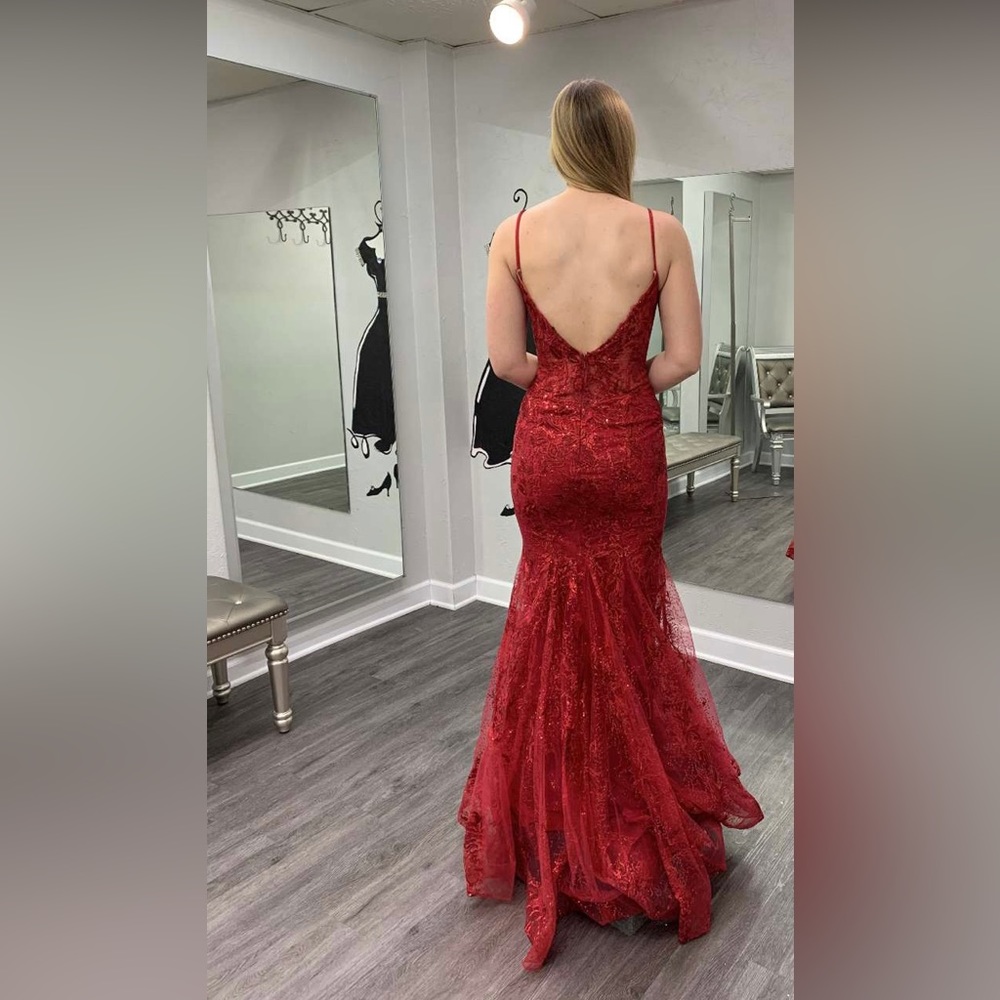 Red prom dress - Picture 2 of 2